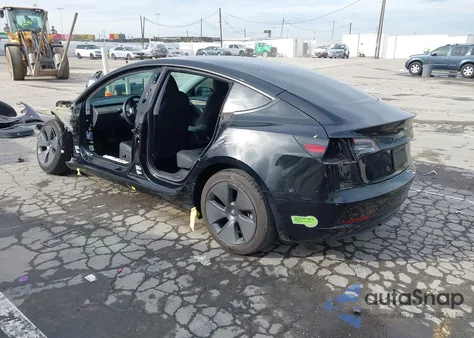 2023 Tesla Model 3 Rear-Wheel Drive z USA, uszkodzony, nr VIN 5YJ3E1EA9PF555384